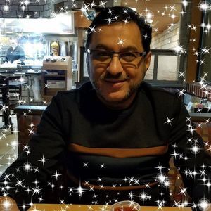 Meet your Posher, Moiz